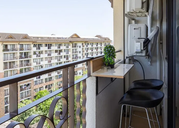 Apartment Evania By J&j Homes 2br Unit At One Oasis
