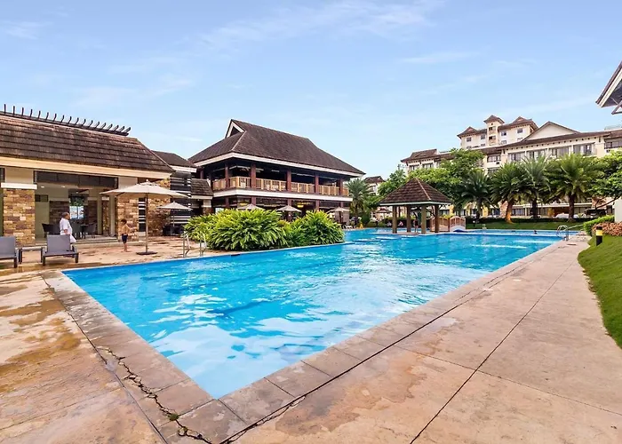 Evania By J&j Homes 2br Unit At One Oasis